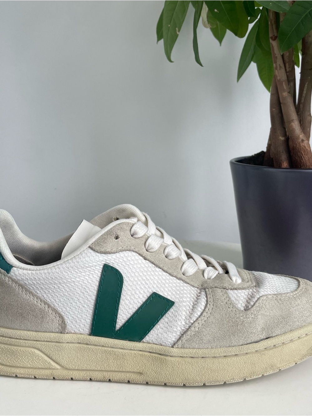 Women Size 8 Veja V-10 Mesh White Green Brittany Shoes